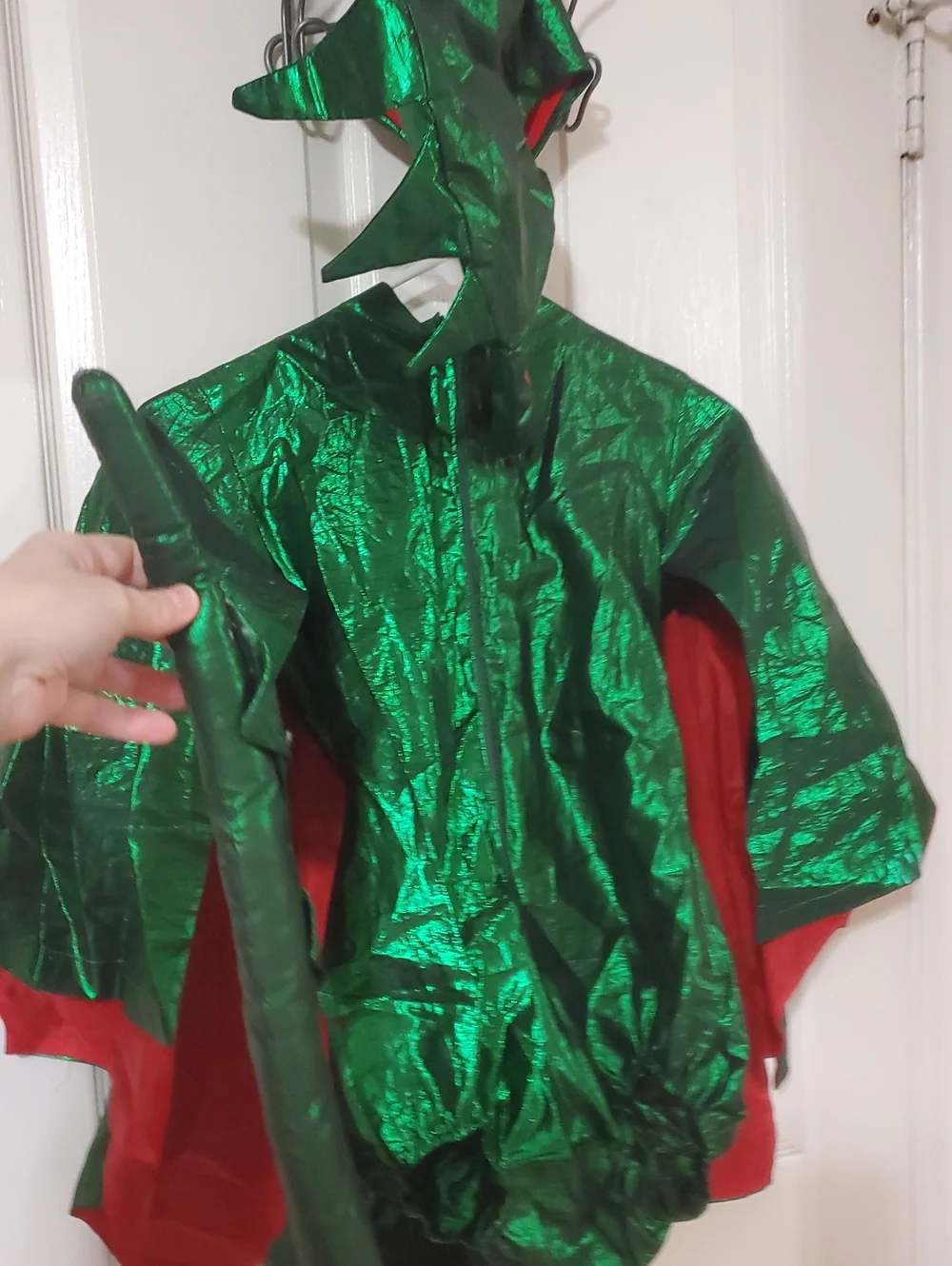 Green Dragon Kids Costume Cape with Tail - Unbranded  8-10 Years